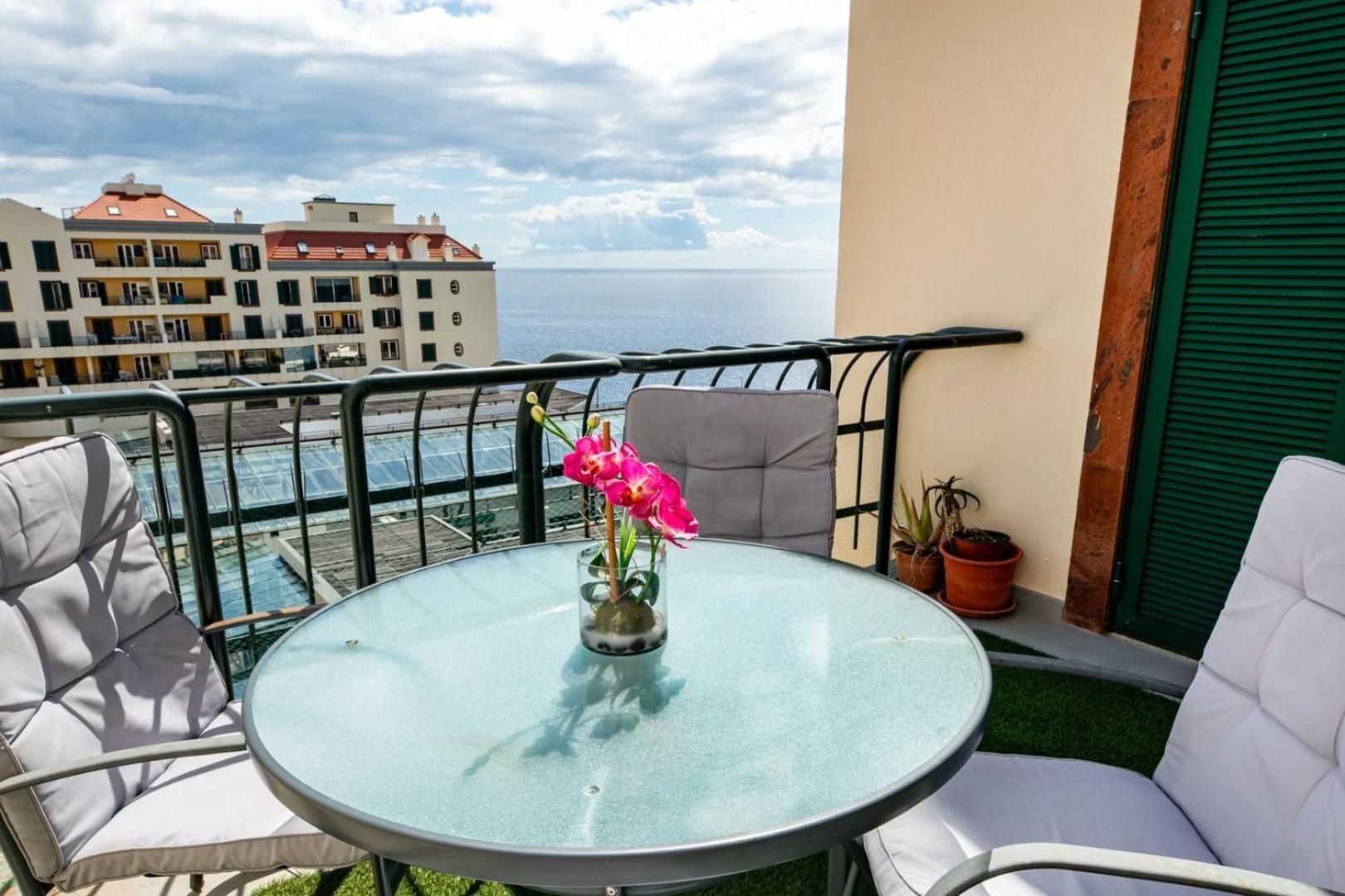 Appartement Guestready - Family-Friendly Haven In Funchal Extérieur photo